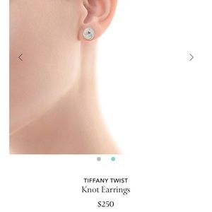 Tiffany knot earring